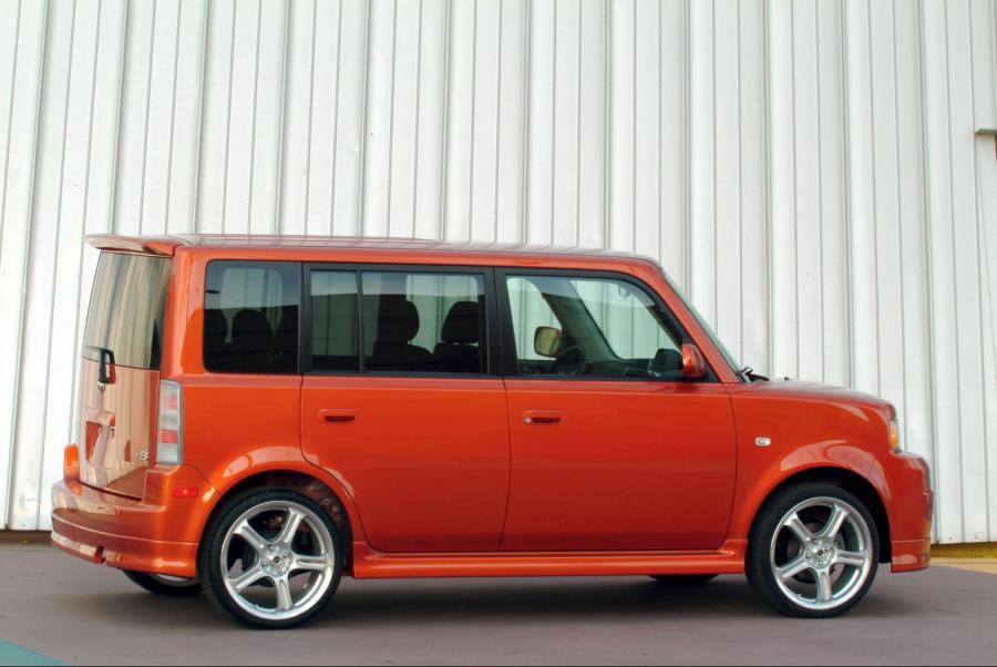  Scion xB Release Series 1.0 2004 года  (фото 15 из 22)